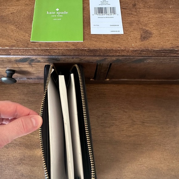 Kate Spade NWT Clifton Lane Penguin Neda Continental Wallet - Picture 8 of 8